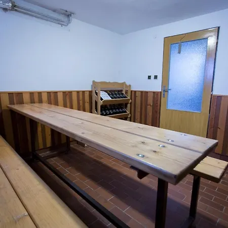 Semesterbostad Detsky Svet Nedaleko Kravi Hory
